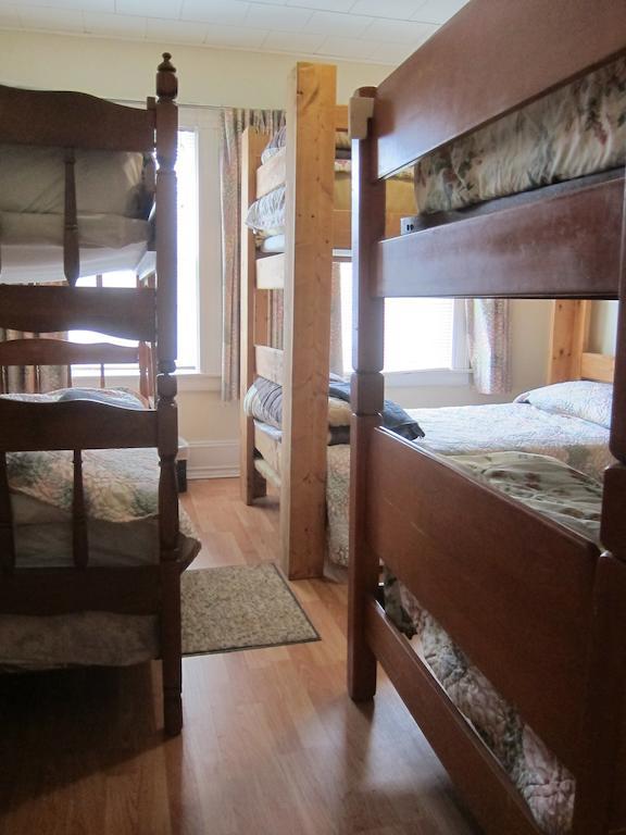 Caledonia Country Hostel ภายนอก รูปภาพ